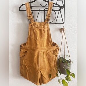 Anthropologie Pilcro The Wanderer Short Overalls Tan Gret Hem Size 28